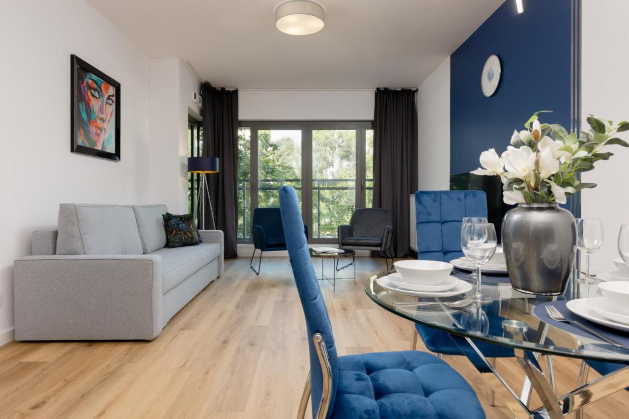 Apartment Avenue Solidarnosci On Wola By Noclegi Renters وارسو المظهر الخارجي الصورة